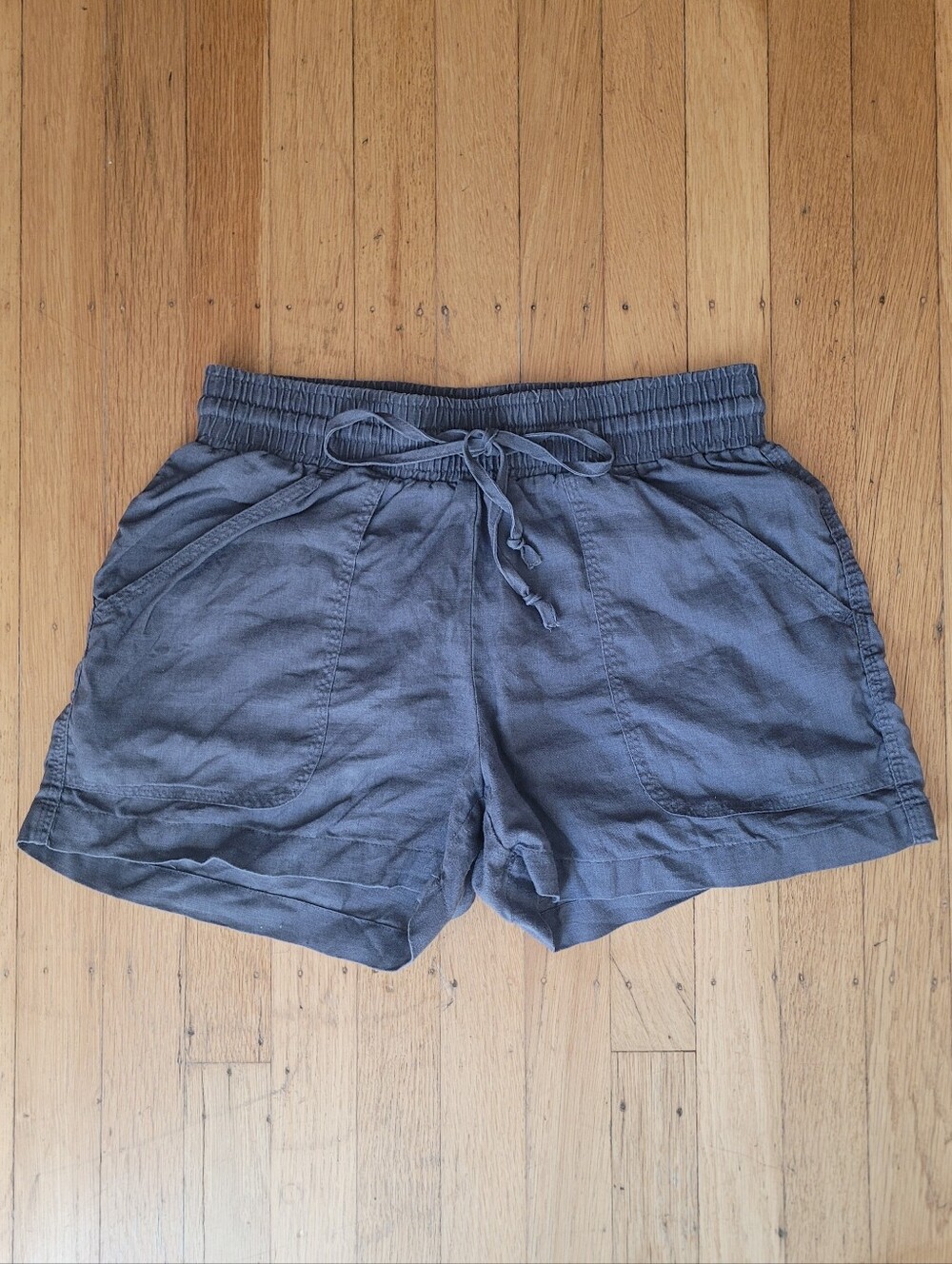 Allen Allen Linen Shorts in Navy Blue